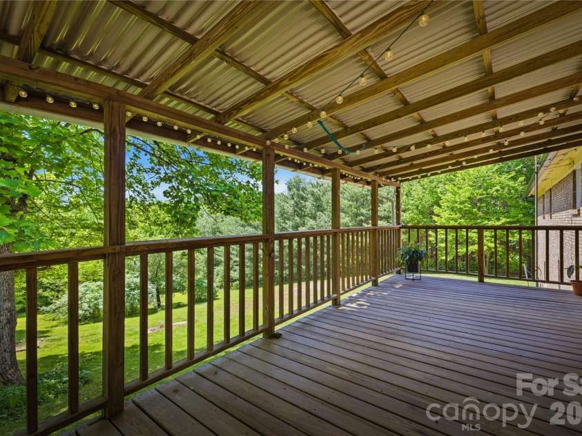 1983 Pinecrest Drive, Morganton, NC 28655.  MLS# CAR4376718, YatesRealty ID 19944. 