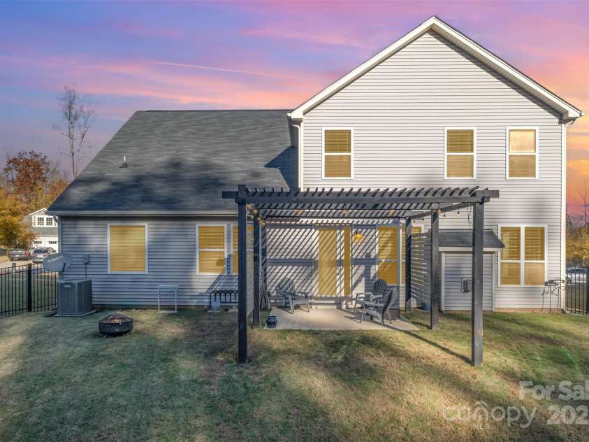 2606 Cheverny Place, Concord, NC 28027.  MLS# CAR4321687, YatesRealty ID 19946. 