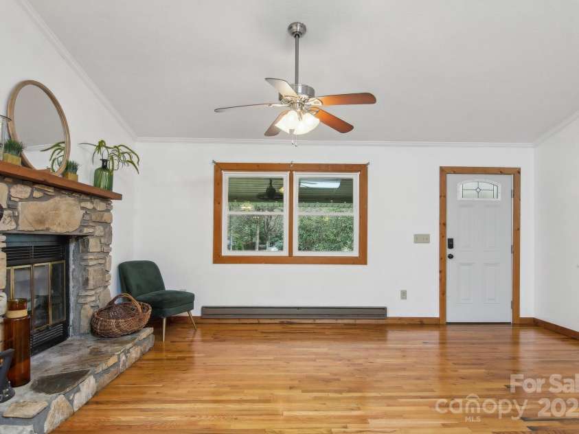 31 Elizabeth Lane, Maggie Valley, NC 28751.  MLS# CAR4247199, YatesRealty ID 19947. 