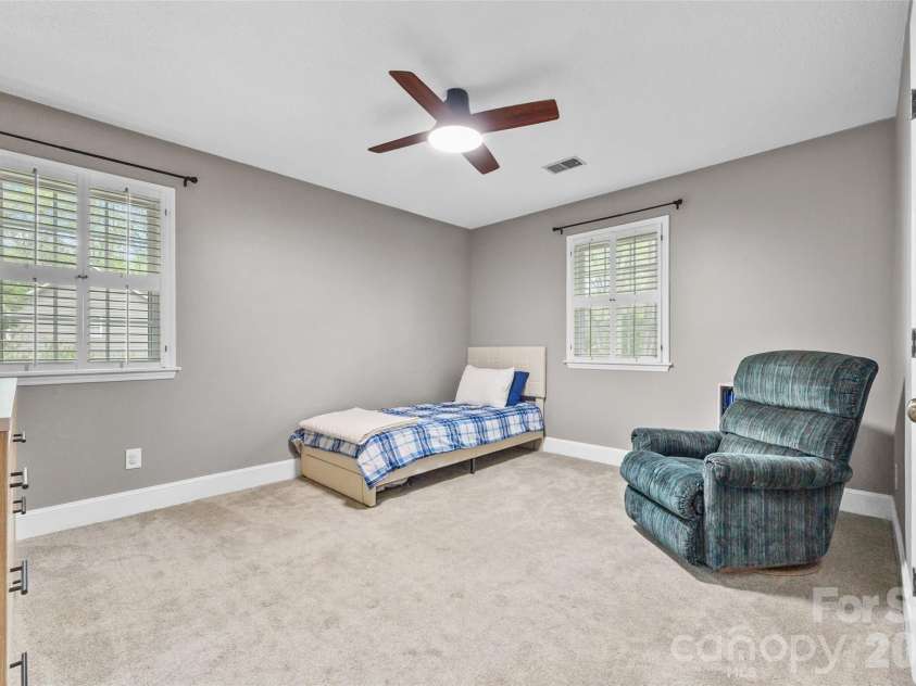 10500 Doylestown Road, Matthews, NC 28105.  MLS# CAR4364006, YatesRealty ID 19948. 