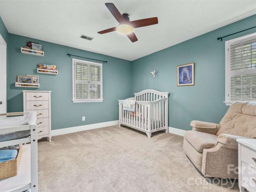 10500 Doylestown Road, Matthews, NC 28105.  MLS# CAR4364006, YatesRealty ID 19948. 
