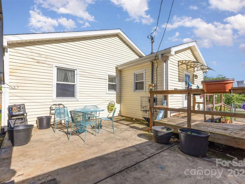 106 Rainbow Street, Concord, NC 28025.  MLS# CAR4252531, YatesRealty ID 19949. 