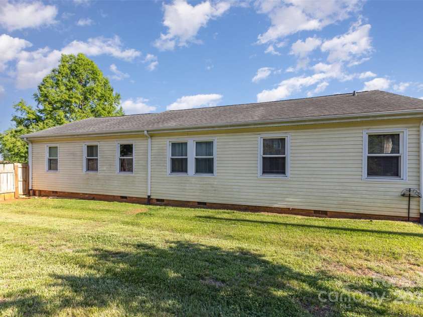 106 Rainbow Street, Concord, NC 28025.  MLS# CAR4252531, YatesRealty ID 19949. 