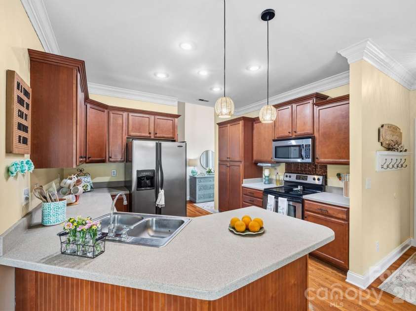 156 Springdale Road, Rock Hill, SC 29730.  MLS# CAR4375708, YatesRealty ID 19949. 