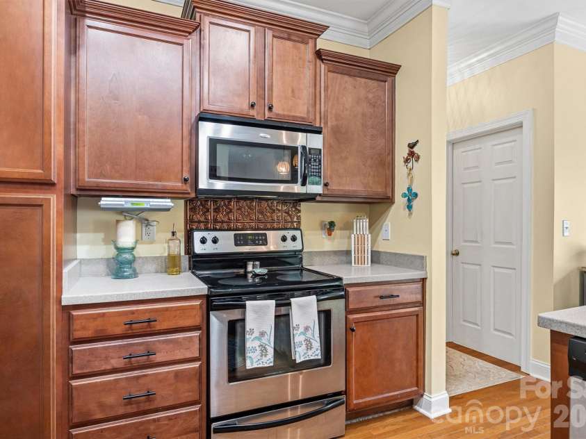 156 Springdale Road, Rock Hill, SC 29730.  MLS# CAR4375708, YatesRealty ID 19949. 