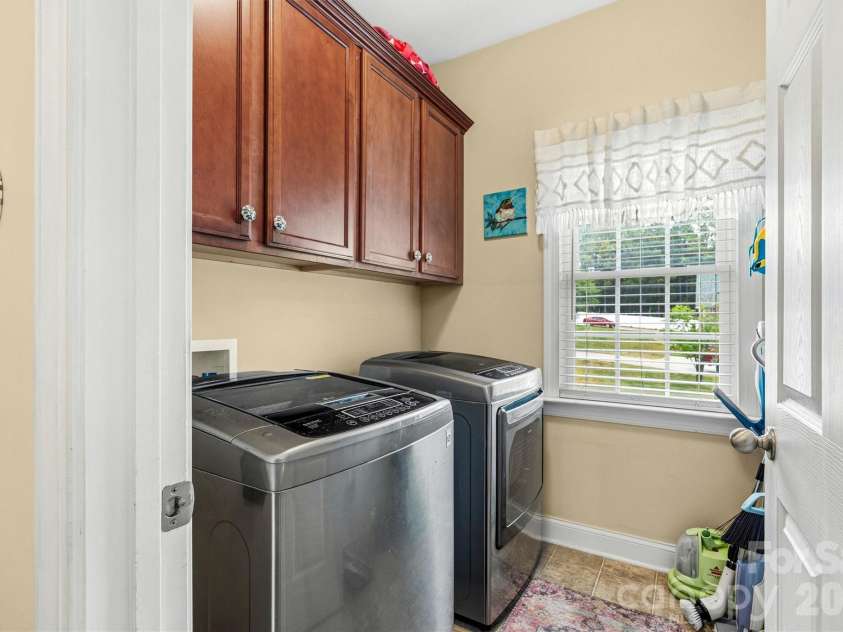 156 Springdale Road, Rock Hill, SC 29730.  MLS# CAR4375708, YatesRealty ID 19949. 