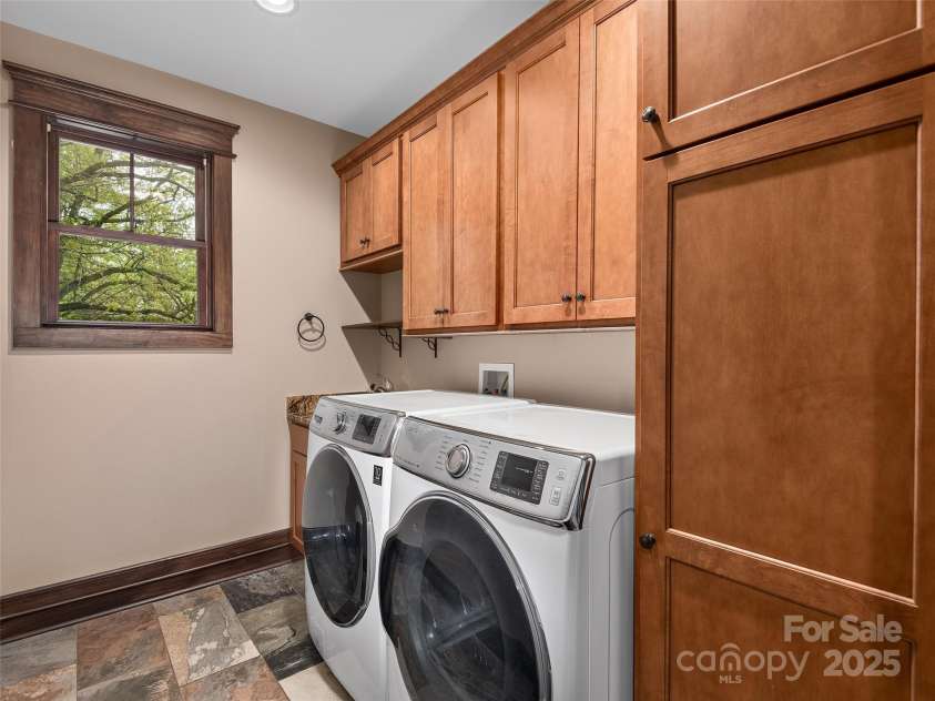 91 Watershed Way, Horse Shoe, NC 28742.  MLS# CAR4254295, YatesRealty ID 1995. 