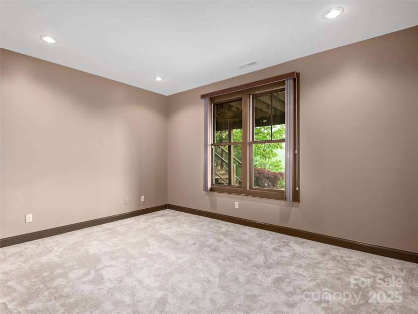 91 Watershed Way, Horse Shoe, NC 28742.  MLS# CAR4254295, YatesRealty ID 1995. 