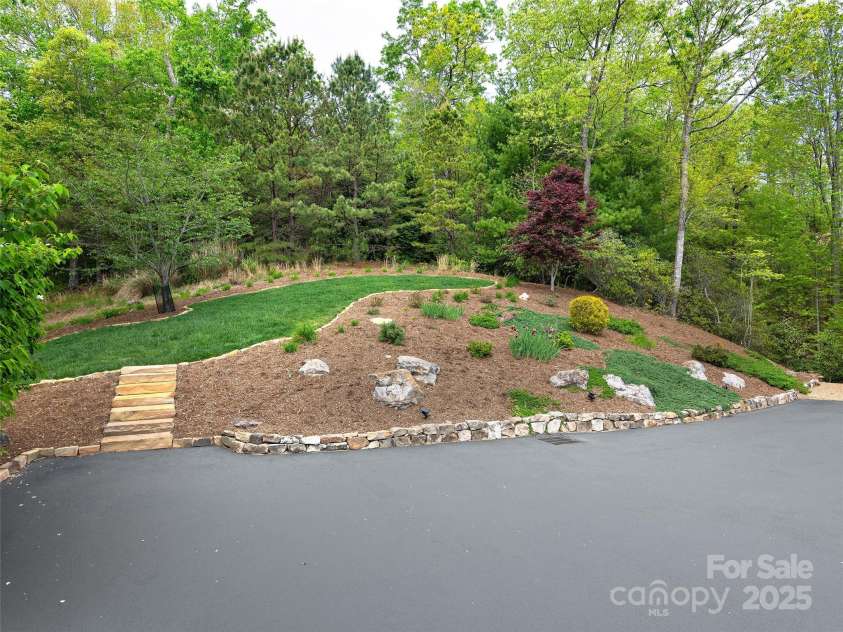 91 Watershed Way, Horse Shoe, NC 28742.  MLS# CAR4254295, YatesRealty ID 1995. 