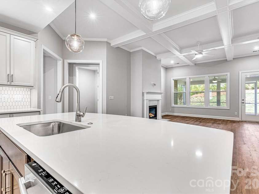 13413 Cozy Court, Charlotte, NC 28215.  MLS# CAR4365177, YatesRealty ID 19950. 