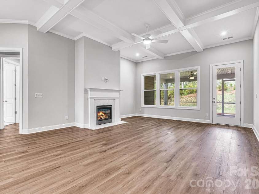 13413 Cozy Court, Charlotte, NC 28215.  MLS# CAR4365177, YatesRealty ID 19950. 