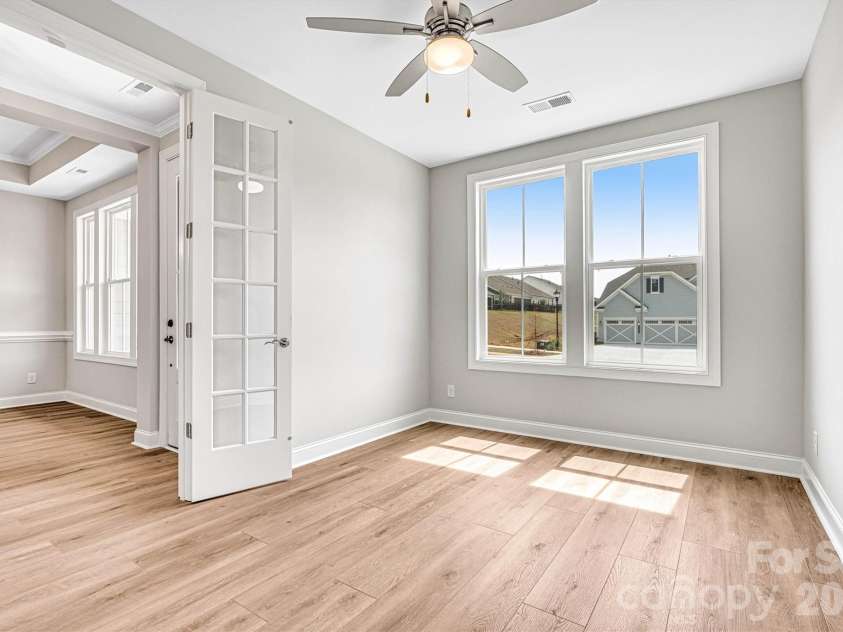 13413 Cozy Court, Charlotte, NC 28215.  MLS# CAR4365177, YatesRealty ID 19950. 