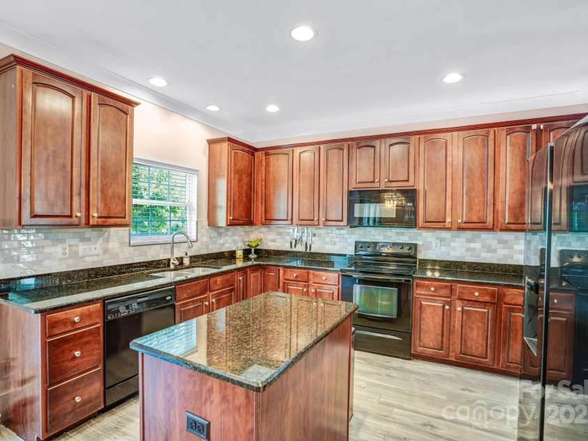 1503 Stoney Court, York, SC 29745.  MLS# CAR4260678, YatesRealty ID 19950. 