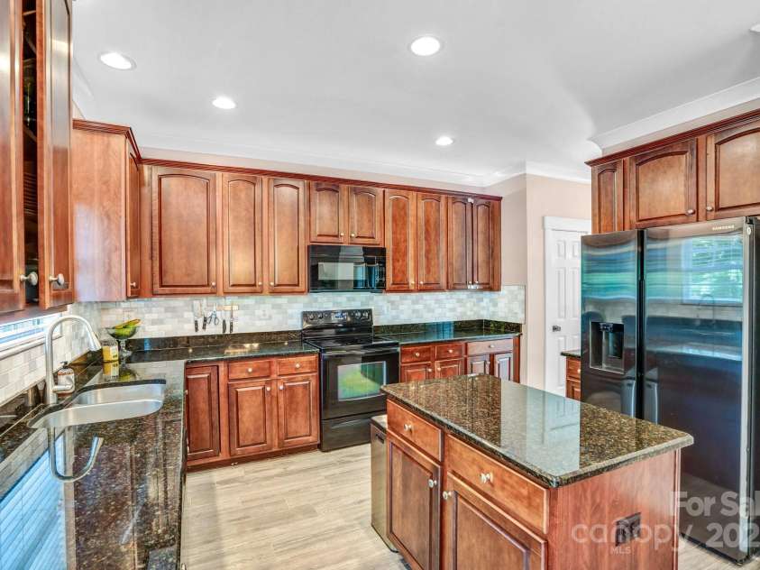 1503 Stoney Court, York, SC 29745.  MLS# CAR4260678, YatesRealty ID 19950. 