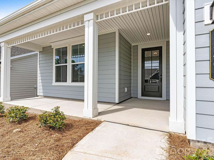13409 Cozy Court, Charlotte, NC 28215.  MLS# CAR4366404, YatesRealty ID 19951. 