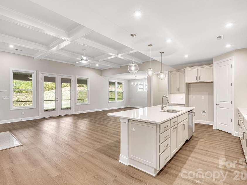 13409 Cozy Court, Charlotte, NC 28215.  MLS# CAR4366404, YatesRealty ID 19951. 