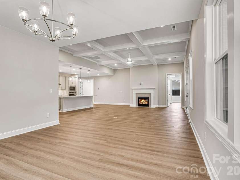 13409 Cozy Court, Charlotte, NC 28215.  MLS# CAR4366404, YatesRealty ID 19951. 