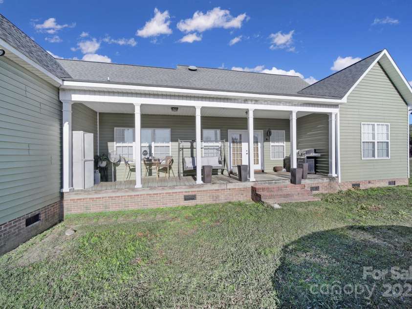 3798 Red Doc Road, Lancaster, SC 29720.  MLS# CAR4206472, YatesRealty ID 19951. 