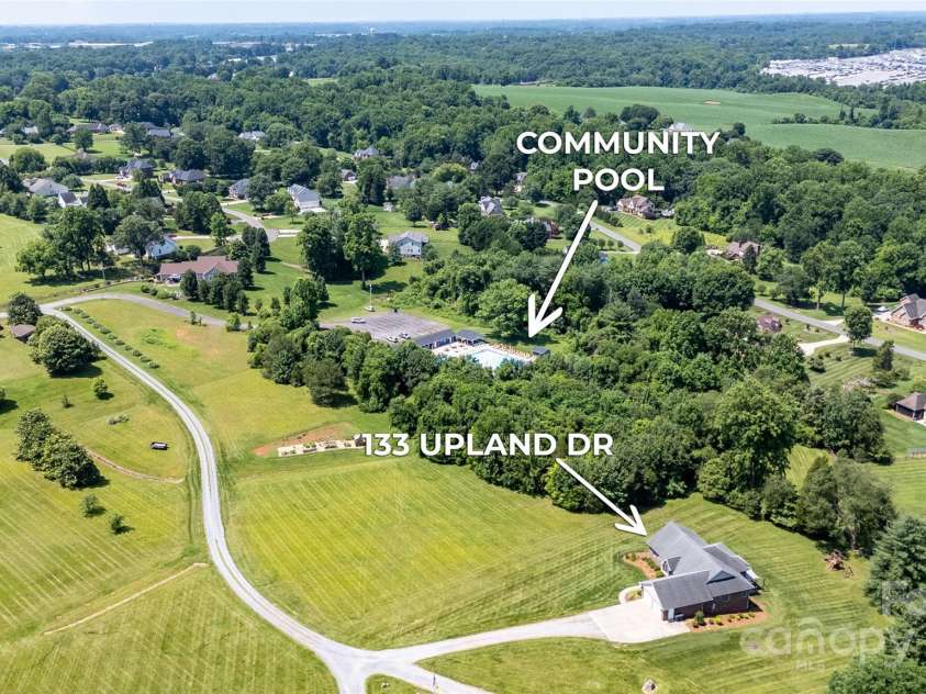 133 Upland Drive, Statesville, NC 28625.  MLS# CAR4266606, YatesRealty ID 19952. 