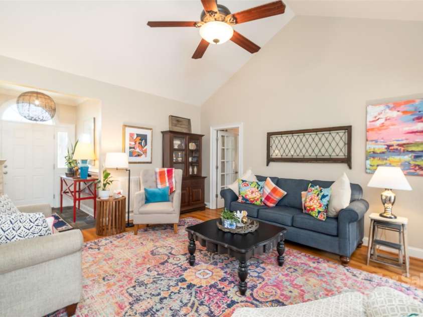 133 Upland Drive, Statesville, NC 28625.  MLS# CAR4266606, YatesRealty ID 19952. 