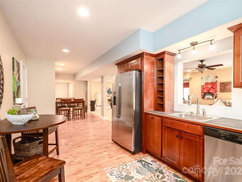 133 Upland Drive, Statesville, NC 28625.  MLS# CAR4266606, YatesRealty ID 19952. 