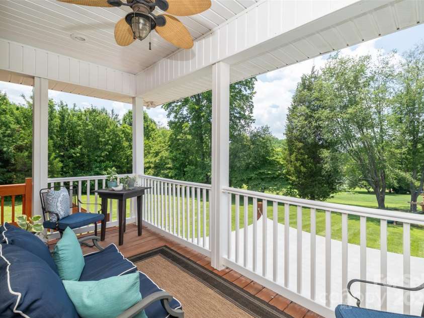 133 Upland Drive, Statesville, NC 28625.  MLS# CAR4266606, YatesRealty ID 19952. 