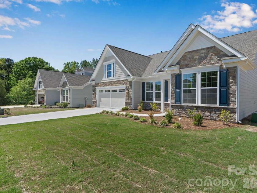 13320 Cozy Court, Charlotte, NC 28215.  MLS# CAR4372289, YatesRealty ID 19952. 