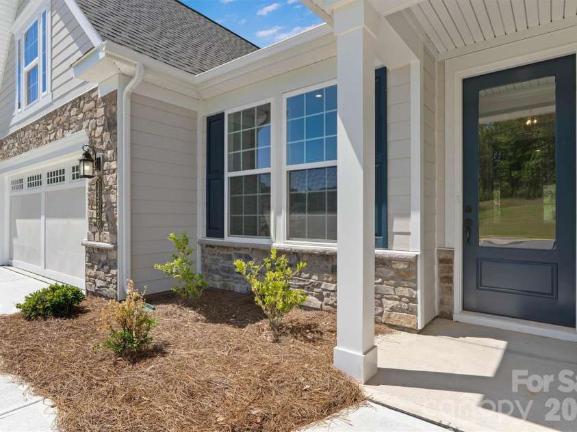 13320 Cozy Court, Charlotte, NC 28215.  MLS# CAR4372289, YatesRealty ID 19952. 