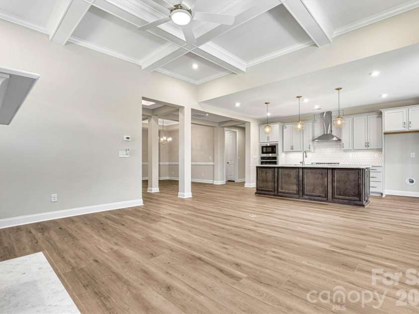13320 Cozy Court, Charlotte, NC 28215.  MLS# CAR4372289, YatesRealty ID 19952. 