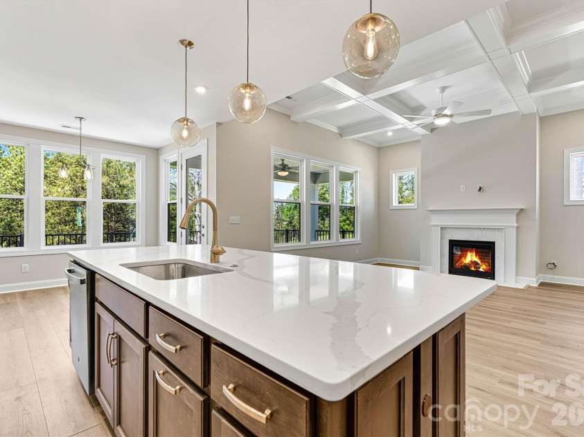 13320 Cozy Court, Charlotte, NC 28215.  MLS# CAR4372289, YatesRealty ID 19952. 