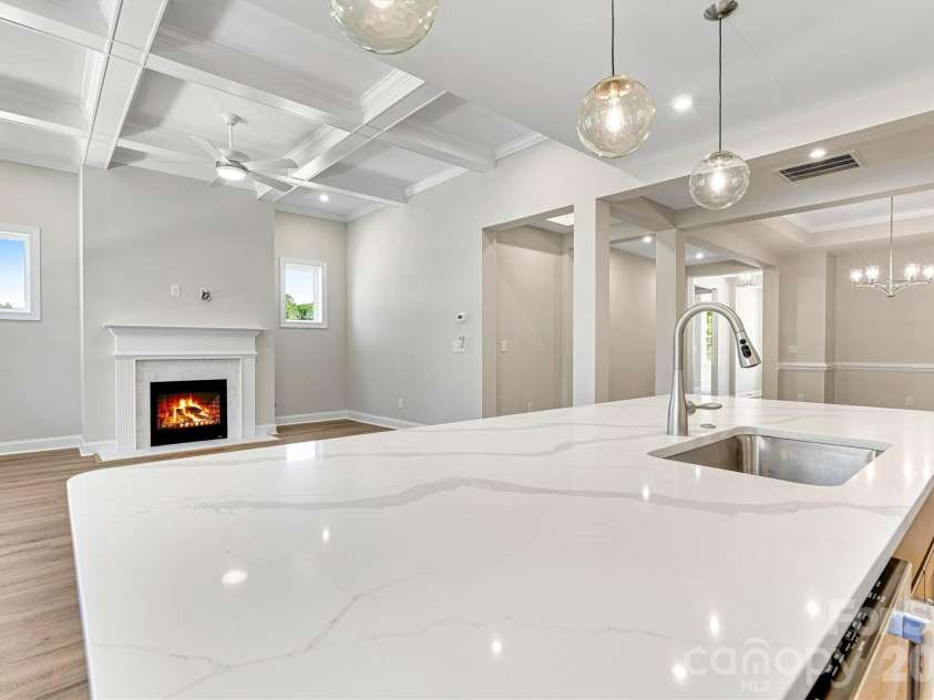 13320 Cozy Court, Charlotte, NC 28215.  MLS# CAR4372289, YatesRealty ID 19952. 