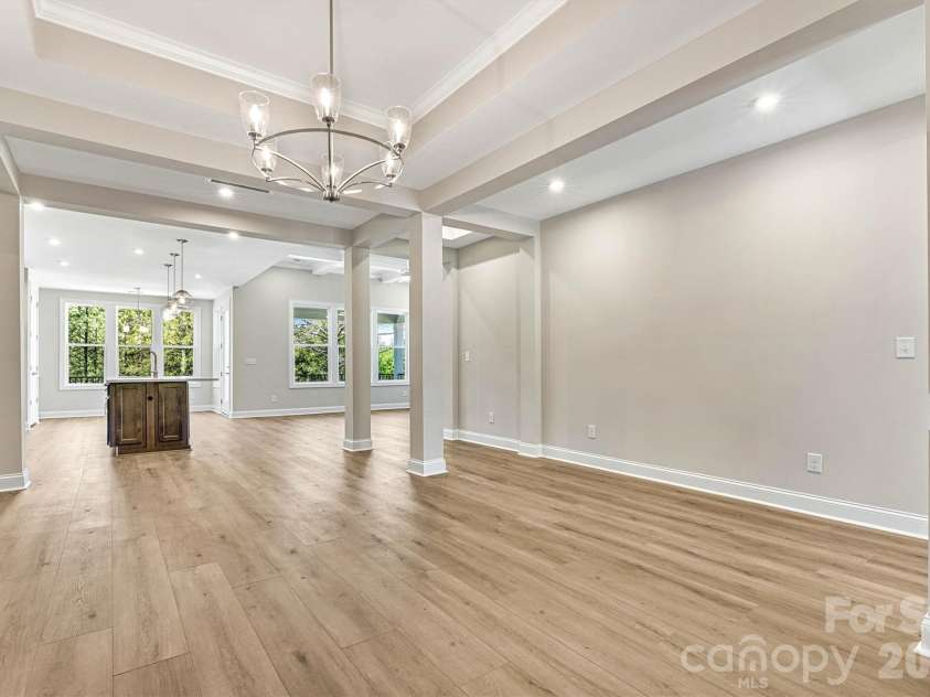 13320 Cozy Court, Charlotte, NC 28215.  MLS# CAR4372289, YatesRealty ID 19952. 