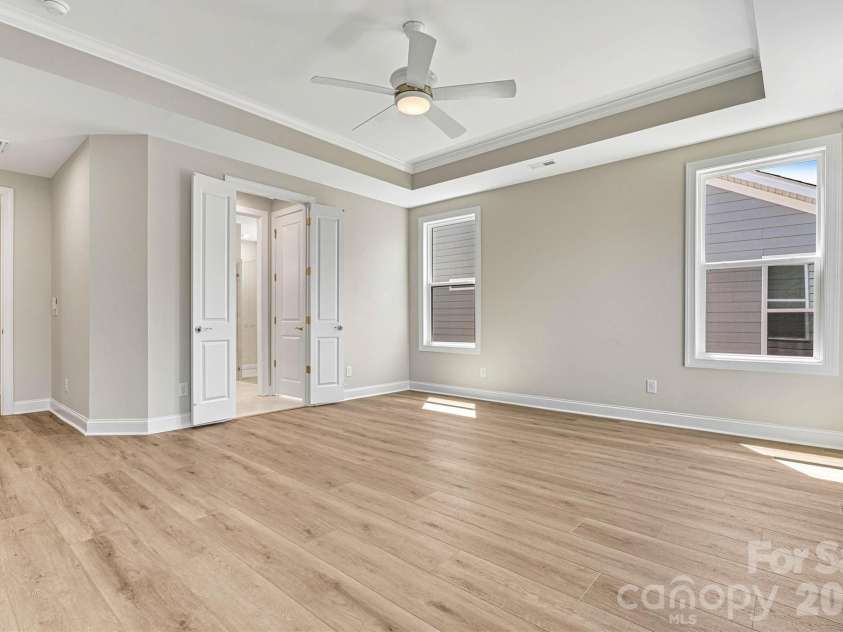 13320 Cozy Court, Charlotte, NC 28215.  MLS# CAR4372289, YatesRealty ID 19952. 