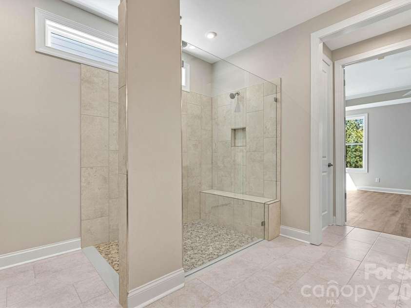 13320 Cozy Court, Charlotte, NC 28215.  MLS# CAR4372289, YatesRealty ID 19952. 