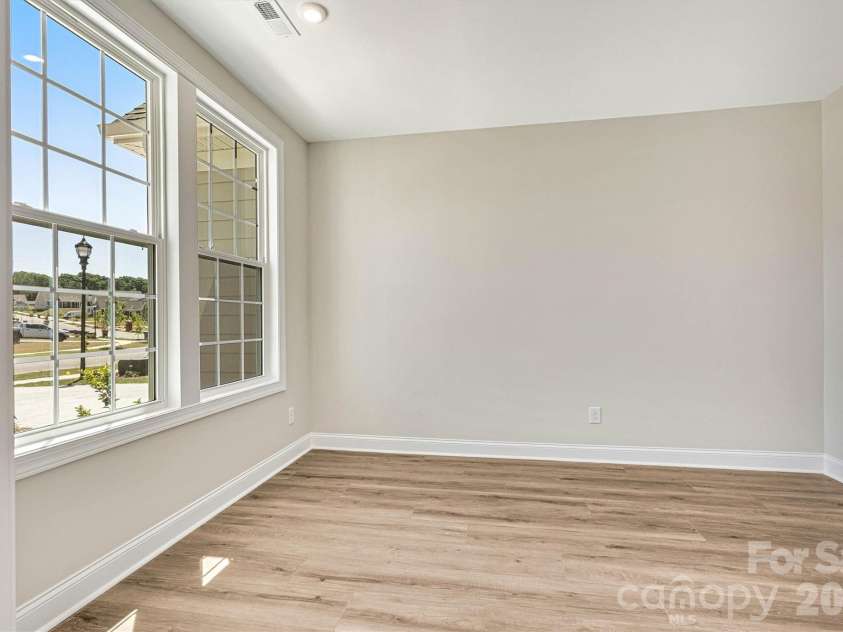13320 Cozy Court, Charlotte, NC 28215.  MLS# CAR4372289, YatesRealty ID 19952. 