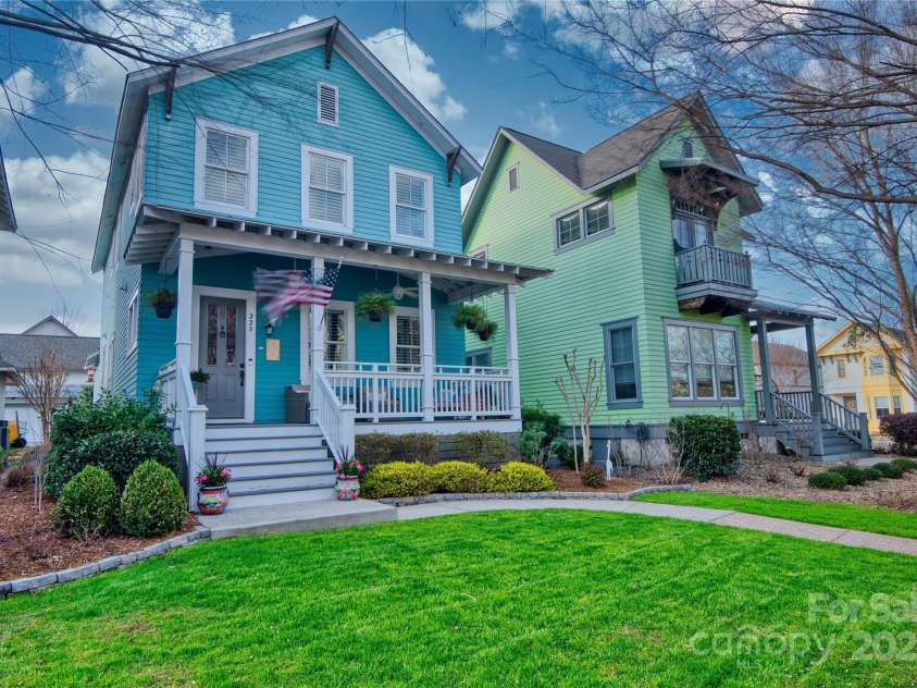 228 Coneflower Place, Fort Mill, SC 29708.  MLS# CAR4267538, YatesRealty ID 19953. 