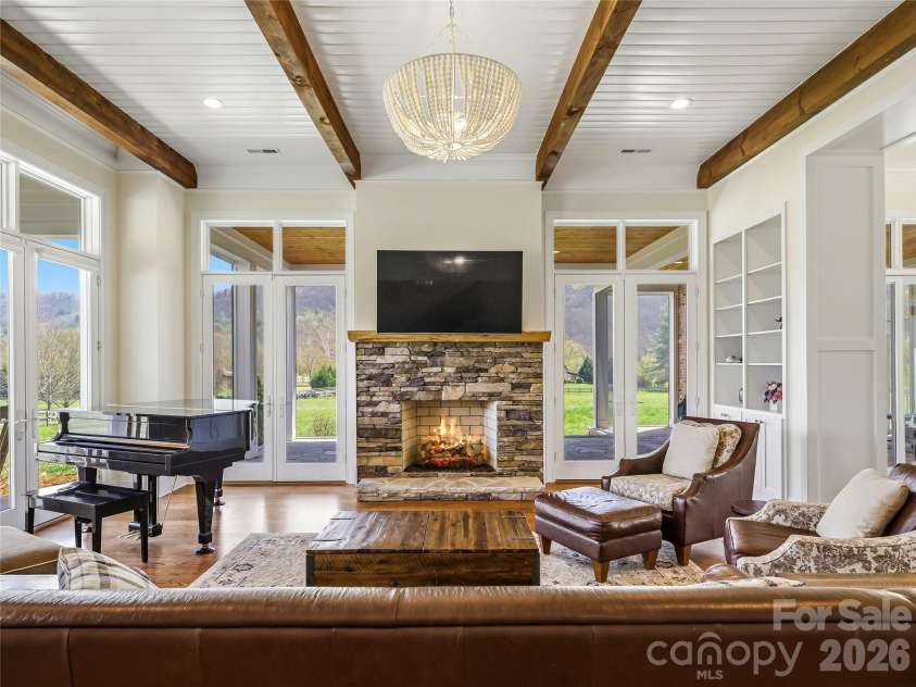 5 Sweetgrass Lane, Fletcher, NC 28732.  MLS# CAR4367316, YatesRealty ID 19953. 