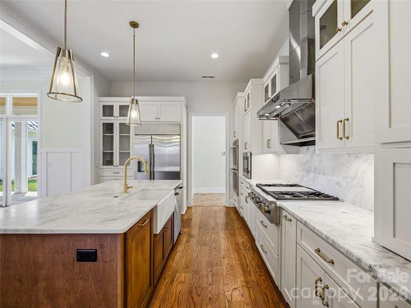 5 Sweetgrass Lane, Fletcher, NC 28732.  MLS# CAR4367316, YatesRealty ID 19953. 