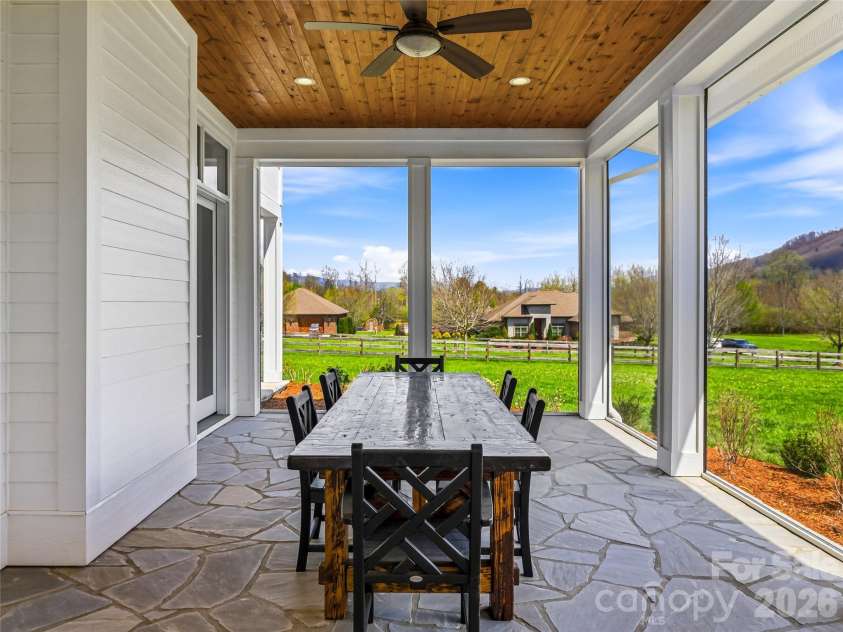 5 Sweetgrass Lane, Fletcher, NC 28732.  MLS# CAR4367316, YatesRealty ID 19953. 