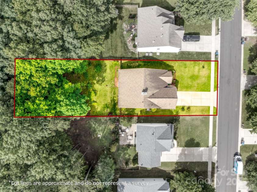1520 Deer Forest Drive, Fort Mill, SC 29707.  MLS# CAR4268850, YatesRealty ID 19954. 