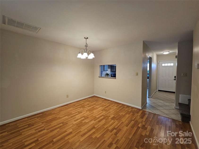 8225 Pineville Matthews Road, Charlotte, NC 28226.  MLS# CAR4217928, YatesRealty ID 19955. 