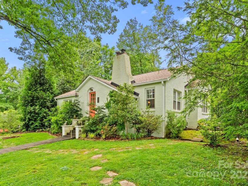 160 Hidden Hill Road, Tryon, NC 28782.  MLS# CAR4259798, YatesRealty ID 19956. 