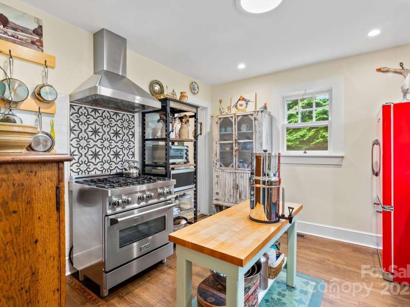 160 Hidden Hill Road, Tryon, NC 28782.  MLS# CAR4259798, YatesRealty ID 19956. 