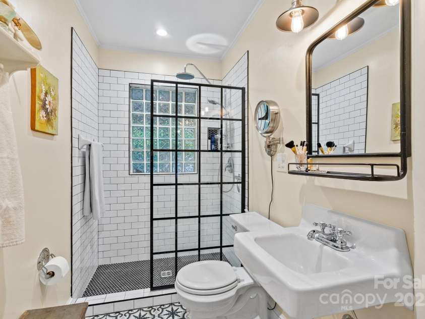 160 Hidden Hill Road, Tryon, NC 28782.  MLS# CAR4259798, YatesRealty ID 19956. 