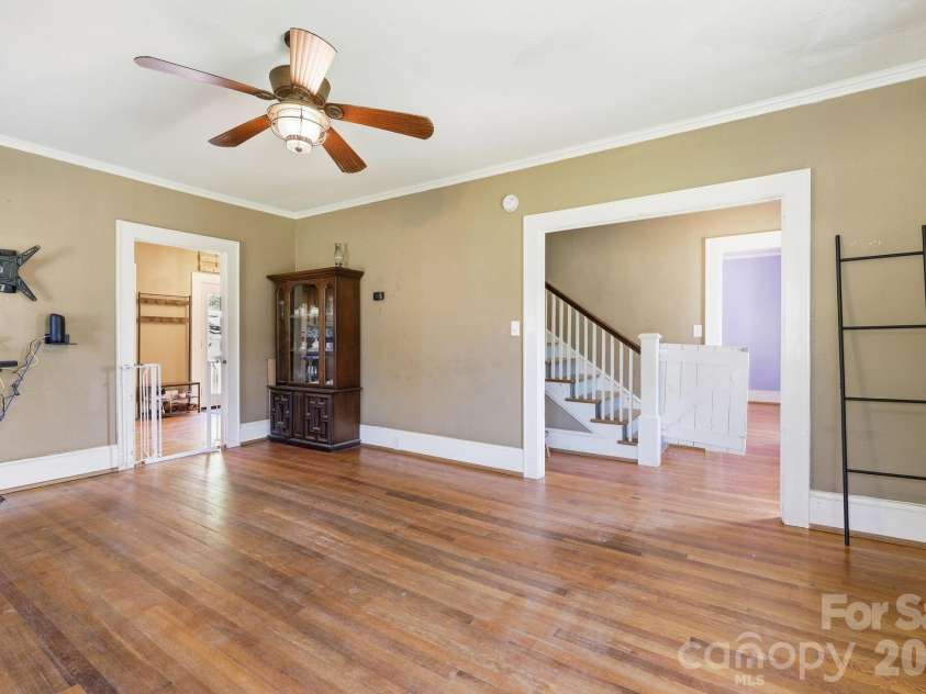 5054 Sugar Hill Road, Marion, NC 28752.  MLS# CAR4359799, YatesRealty ID 19956. Living Room