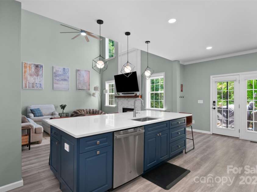 8 Secrest Drive, Arden, NC 28704.  MLS# CAR4257662, YatesRealty ID 19957. 