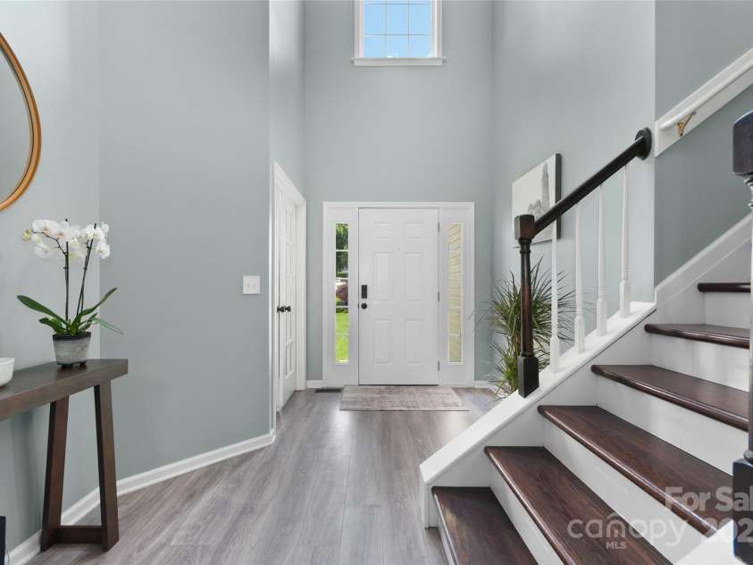 8 Secrest Drive, Arden, NC 28704.  MLS# CAR4257662, YatesRealty ID 19957. 