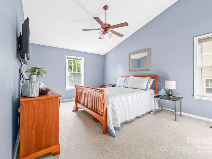 12712 Hollyhock Lane, Huntersville, NC 28078.  MLS# CAR4267293, YatesRealty ID 19958. Primary bedrrom