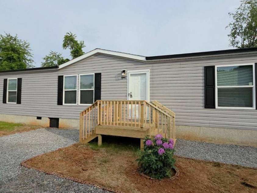 3613 Jamestown Road, Morganton, NC 28655.  MLS# CAR4337573, YatesRealty ID 19958. 