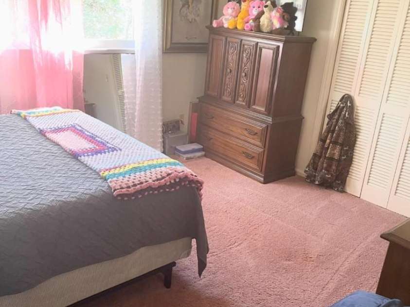 3236 Debbie Drive, Hendersonville, NC 28791.  MLS# CAR4254264, YatesRealty ID 19959. 